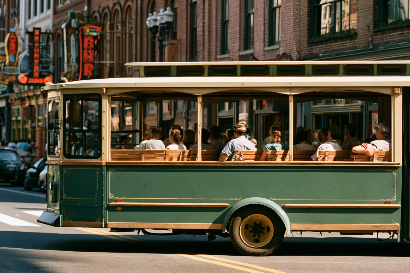 Nashville: Hop-on Hop-off Trolley Tour